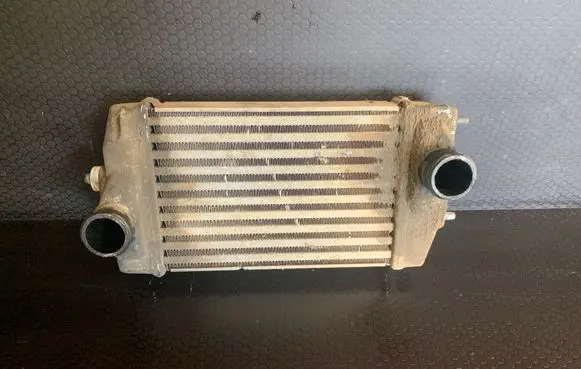 Chrysler Voyager Intercooler radiator IA1072 83403D 868503A