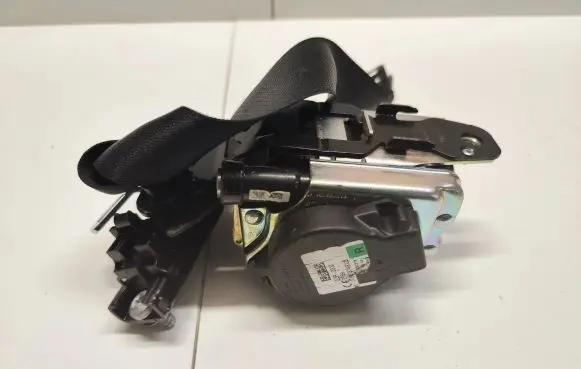 Mercedes-Benz GLC X253 C253 Front seatbelt A2058600285