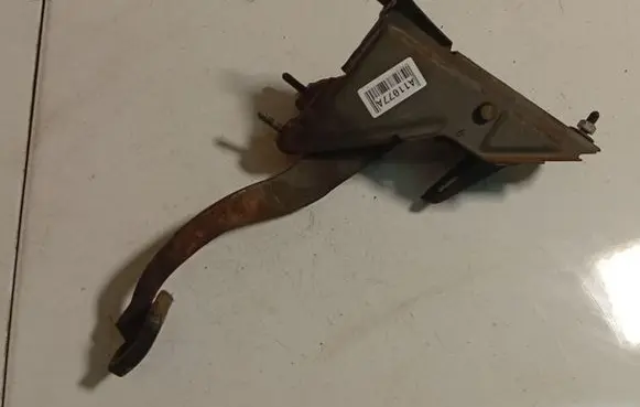 Opel Astra F Brake pedal 