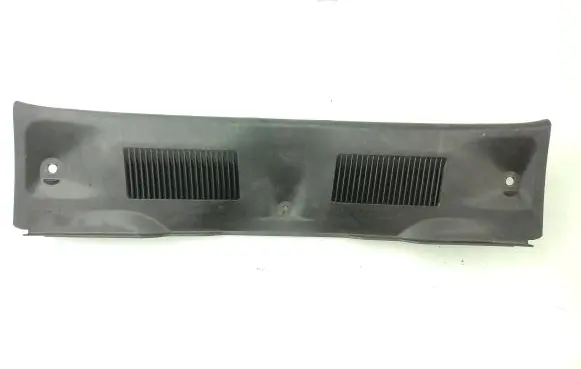 Trunk/boot floor carpet liner