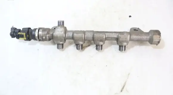 Opel Astra J Fuel main line pipe 0445214221