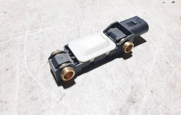 Audi A6 S6 C5 4B Airbag deployment crash/impact sensor 8E0959643E