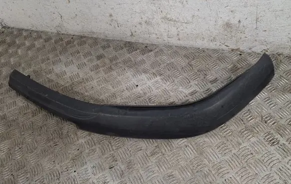 Toyota Avensis T250 Front bumper lip 7685105020