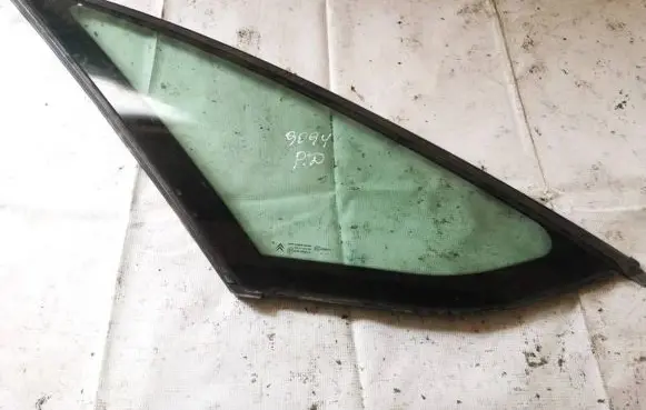 Citroen C4 Grand Picasso Front triangle window/glass as2