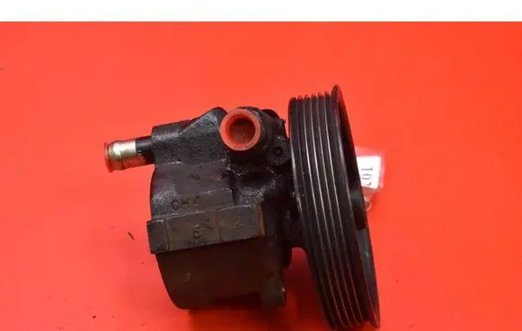Dacia Logan I Power steering pump 7700431286