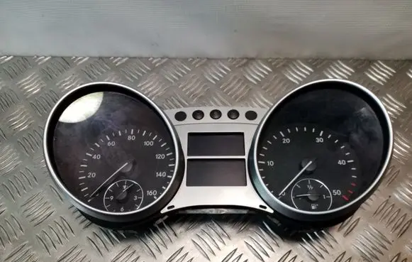 Mercedes-Benz ML W164 Speedometer (instrument cluster) A2C53164752 A2515402748 A2C53168071
