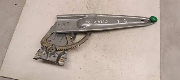 Toyota Yaris Front door electric window regulator 