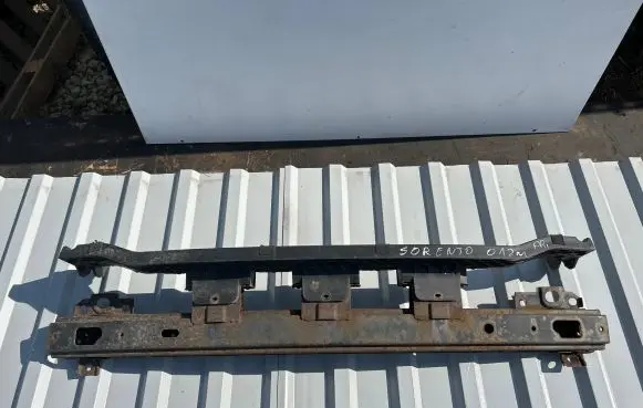 KIA Sorento Front bumper cross member