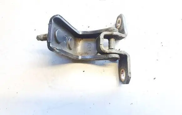 Suzuki Grand Vitara II Rear door lower hinge