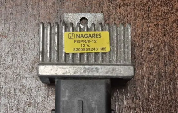 Renault Master III Glow plug pre-heat relay 500332361