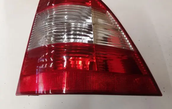 Mercedes-Benz C W203 Rear/tail lights 22335600