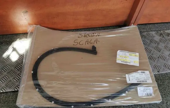 Skoda Scala Rubber seal loading door 654837698