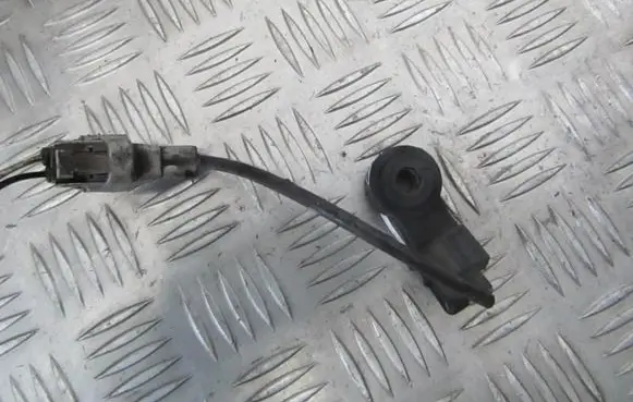 Detonation knock sensor