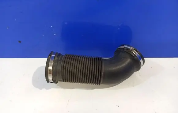 Volvo V60 Air intake hose/pipe 31319688