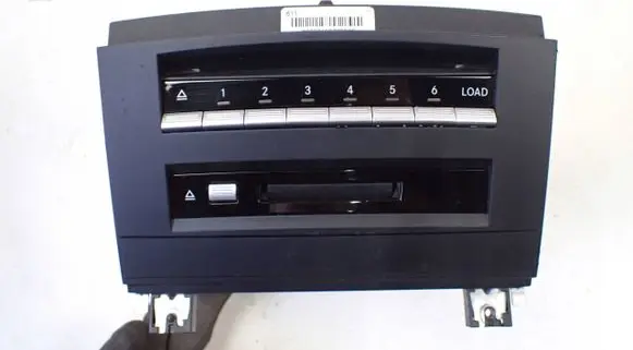 Mercedes-Benz CL C216 Radio/CD/DVD/GPS head unit A2168706626