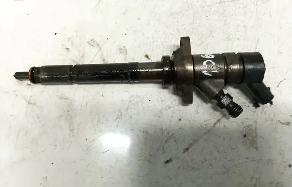 Fuel injector
