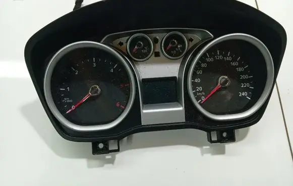 Ford Focus Speedometer (instrument cluster) 8V4T10849GH