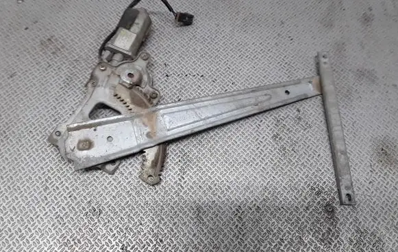 Nissan Patrol Y61 Rear door window regulator with motor