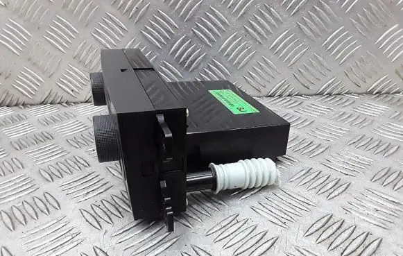 Chevrolet Captiva Climate control unit 20910836