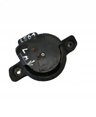 Subaru Legacy Engine mount bracket