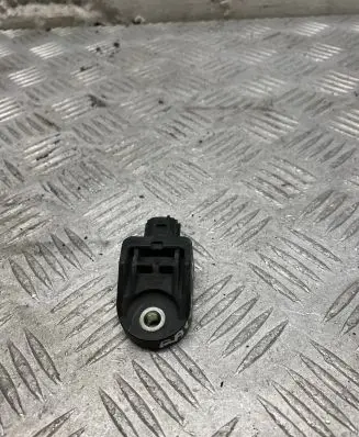 Toyota RAV 4 (XA30) Airbag deployment crash/impact sensor 8917342080