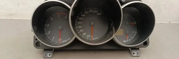 Speedometer (instrument cluster)