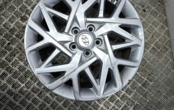 Hyundai Kona I R18 alloy rim 52910CM300