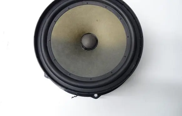 Skoda Octavia Mk2 (1Z) Front door speaker 1Z0035411N