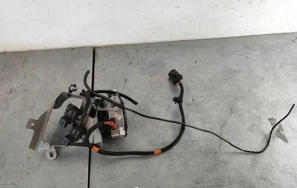 Maserati Levante Secondary air pump 670215458