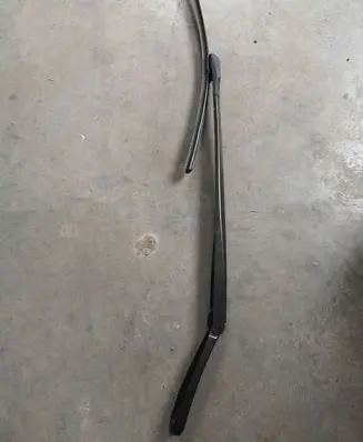 BMW 5 F10 F11 Windshield/front glass wiper blade 7182459