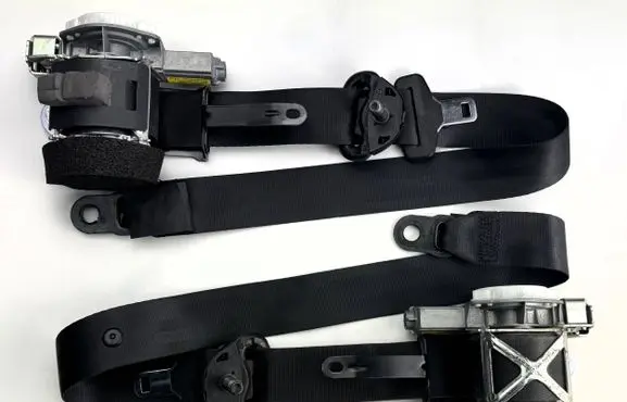 Ford Fiesta Front seatbelt 8V51-A61294-CN 8V51-A61295-CN