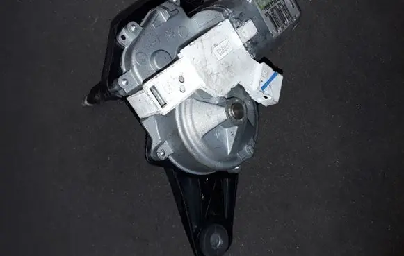 Renault Modus Rear window wiper motor 8200313354A