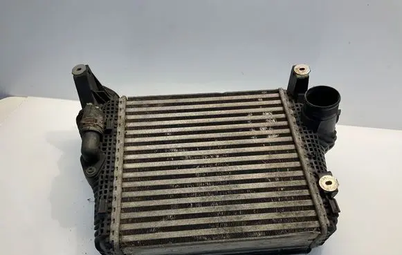 Porsche Macan (95B) Intercooler radiator 95B145803B T95B101