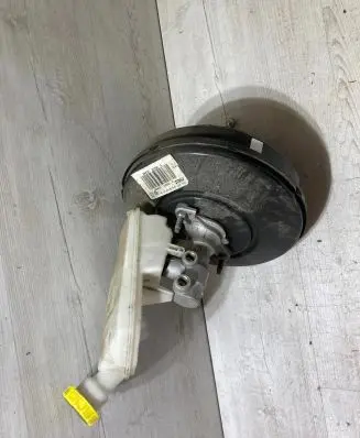 Citroen C3 Aircross Brake booster 9813761080