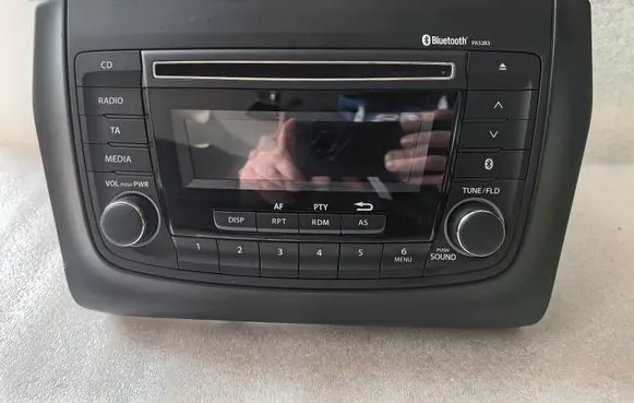 Suzuki Swift III Radio/CD/DVD/GPS head unit 39101-52R34