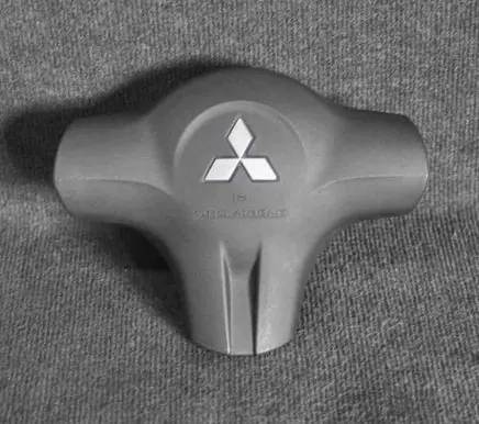 Mitsubishi Colt Steering wheel airbag