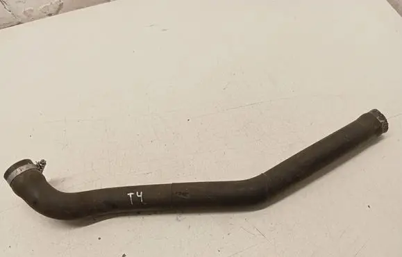 Volkswagen Transporter - Caravelle T4 Engine coolant pipe/hose 074121086P
