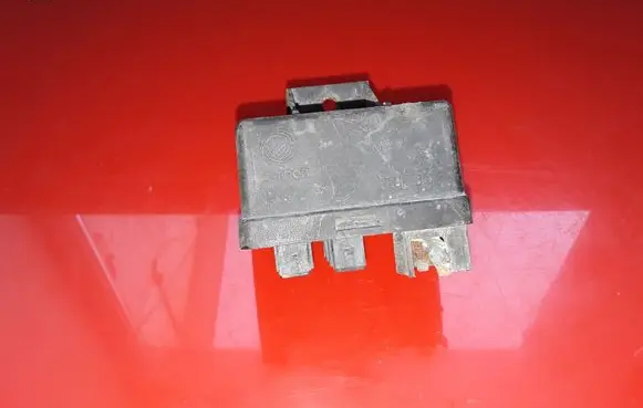 Fiat Doblo Glow plug pre-heat relay 55193073 38430003