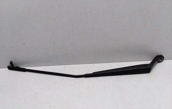 Peugeot 407 Front wiper blade arm DAGCC