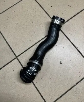 BMW 5 E60 E61 Intercooler hose/pipe 7803747