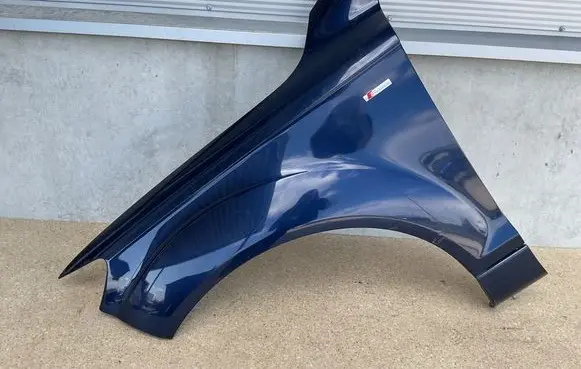 Audi Q7 4L Fender