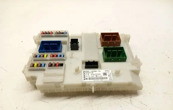 Volvo V60 Fuse module CG9T14C256FA 3659AF01125TP LTQF01125TP