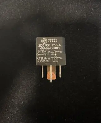 Audi A6 S6 C6 4F Other relay 3D0951253A 14150000 PA66GF30