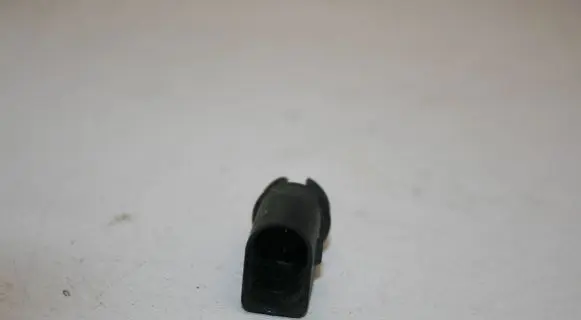 Volkswagen Golf V Interior temperature sensor 8Z0820539