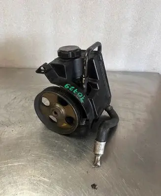 Citroen Xsara Power steering pump 9638931980