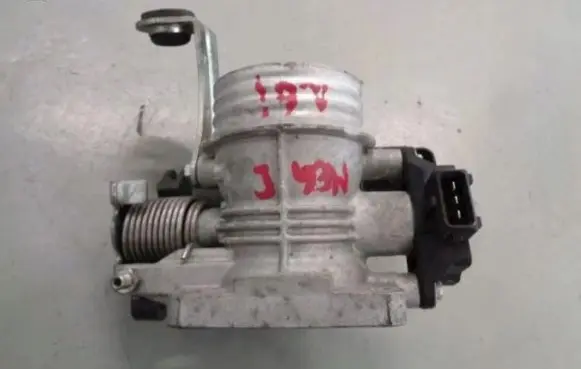 Renault Megane I Throttle valve