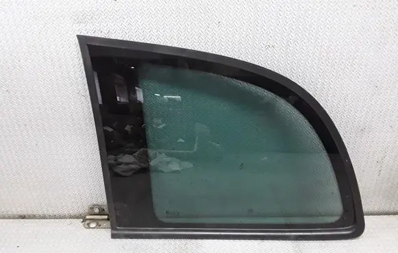 Opel Zafira A Rear side window