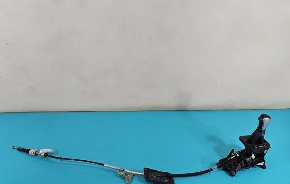Gear shift cable linkage