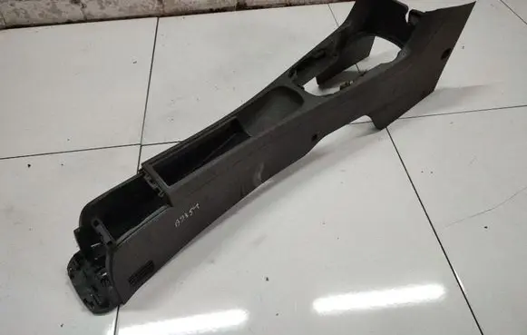 Opel Corsa D Center console 13184076