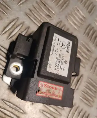 Mercedes-Benz E W210 Yaw turn rate sensor 0015404517